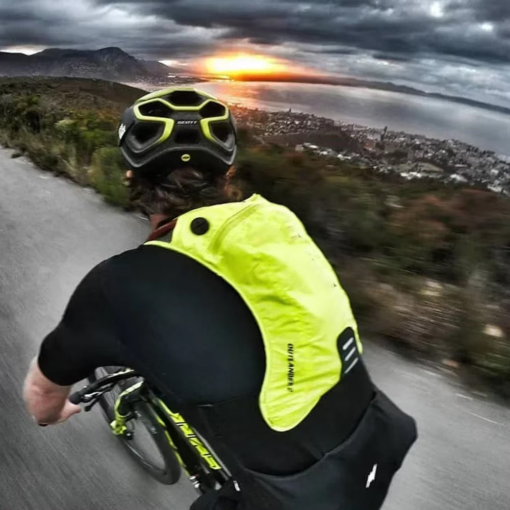 กระเป๋าใส่น้ำสำหรับขี่มอเตอร์ไ - Mountain Biking Hydration Pack บทวิจารณ์และราคา