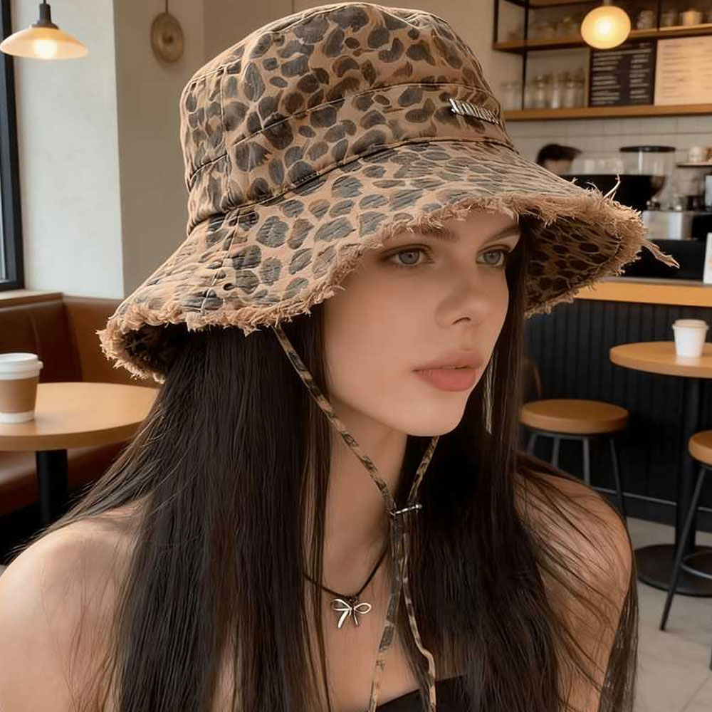 ฤดูใบไม้ผลิและฤดูร้อน หมวกกันแ - Mountain Biking Hat บทวิจารณ์และราคา